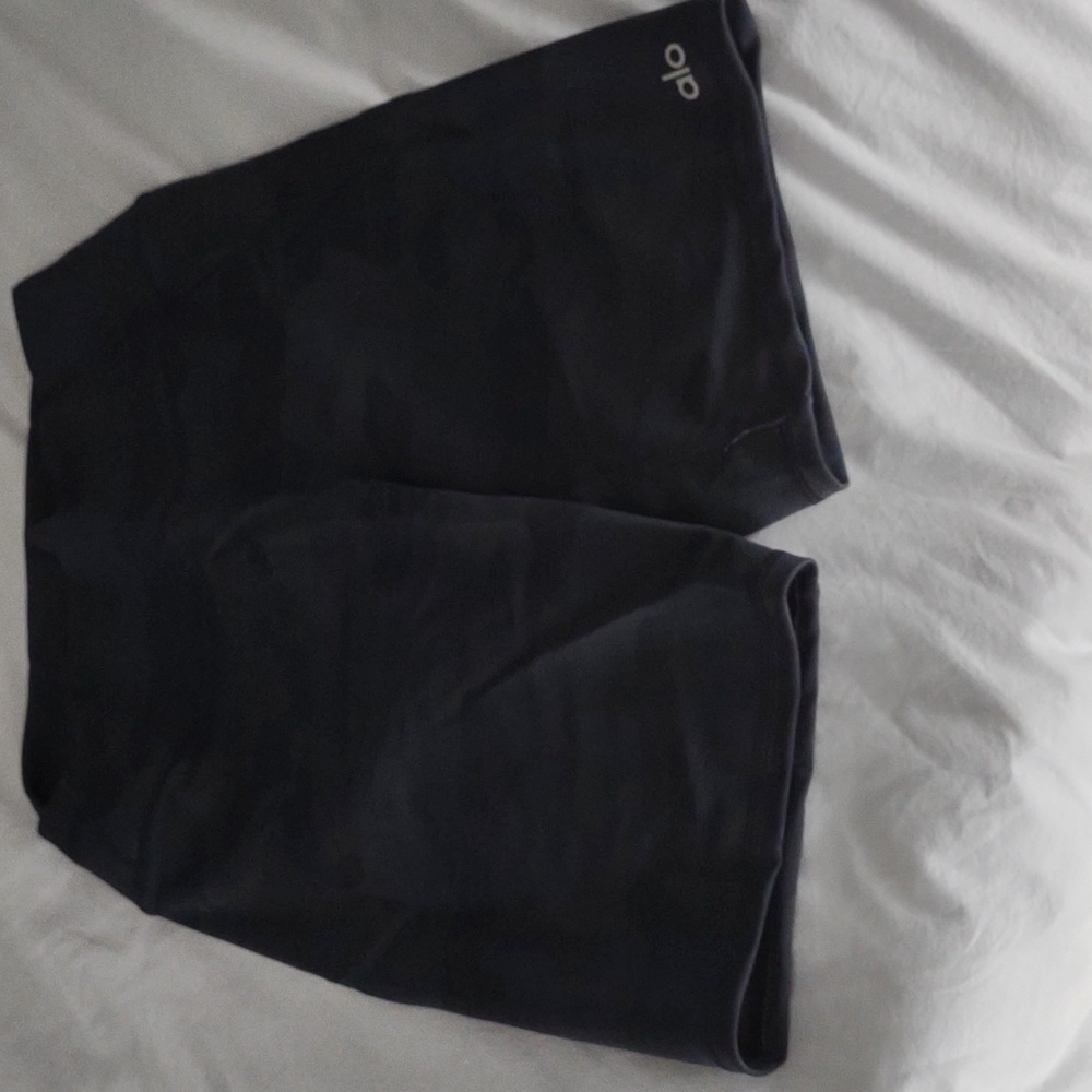 Also Dark Camo Biker Shorts